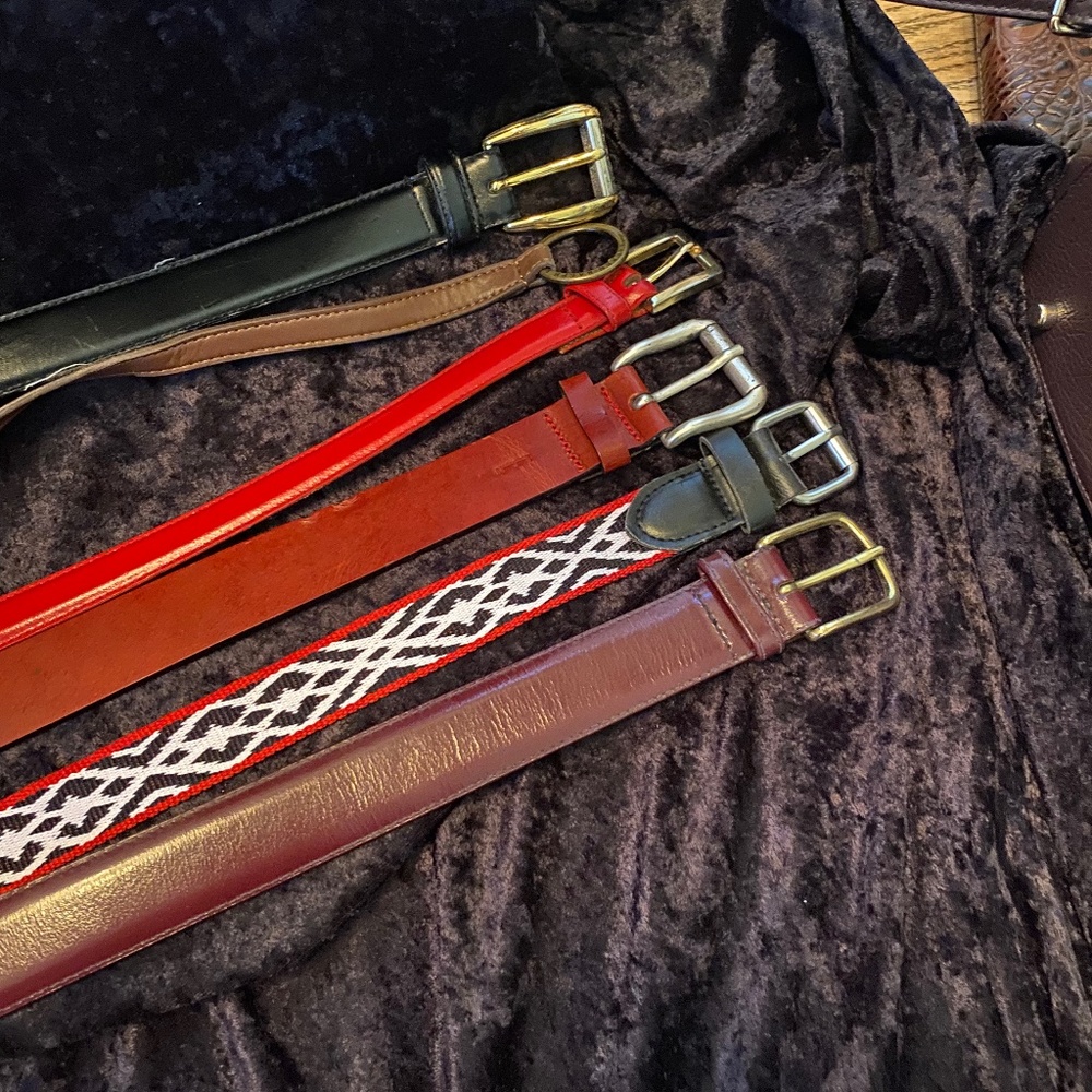 Assortment of 6 Belts